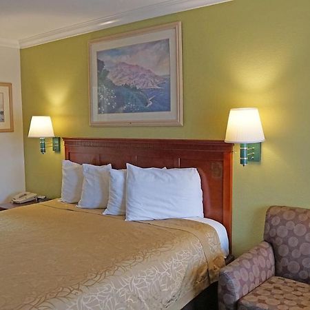 Redondo Inn And Suites Redondo Beach Buitenkant foto