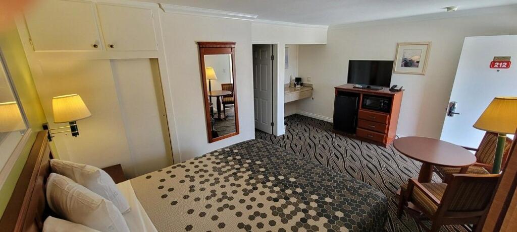 Redondo Inn And Suites Redondo Beach Buitenkant foto